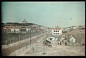 1910年代的督署医院与江苏路，后方山顶为观象台，彩色照片