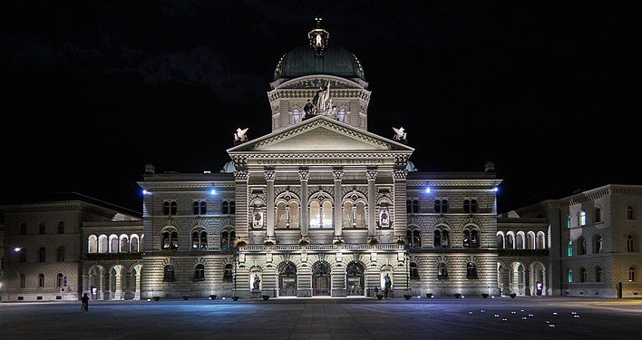 Federal Palace of Switzerland at night