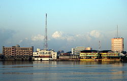 柯多努港口