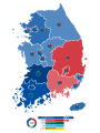 2017年大韩民国总统选举结果，蓝色代表文在寅得票较多，红色代表洪准杓得票较多。洪准杓仅获庆尚道（釜山及蔚山以外）支持，文在寅在其余地区胜出结果成功当选。