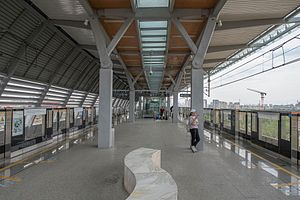 芦港站站台，摄于2017年