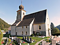 Church and cemetery in Traboch