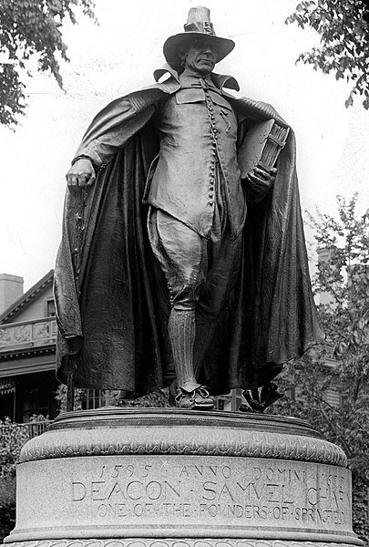 The Puritan, completed by Augustus Saint-Gaudens in Springfield, Massachusetts in 1887. Photographed in 1905.