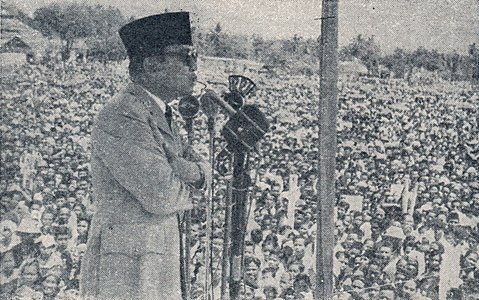 Sukarno giving a speech