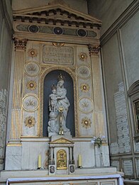 Chapel of Notre-Dame des Victoires, with crowned Virgin and child