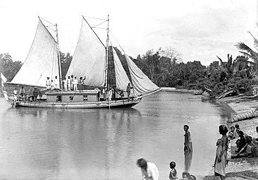 A "modern" orembai, West Seram, Moluccas. Before 1923.