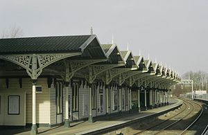 The canopy on platform 2 of Kettering railway station