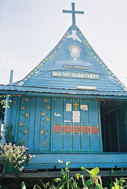 Catholic floating church at Kampong Luong (attended by Vietnamese-speaking inhabitants)