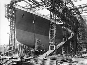 1911年，下水仪式前的泰坦尼克号