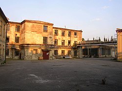 辛德勒的工厂，2004年