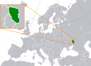   深绿：亲俄政府实际统治区域，含2022年俄罗斯入侵乌克兰中占领的领土   浅绿：主张的领土，但现今未实际管辖区域（卢甘斯克州）