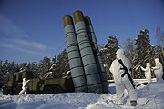 Installing inflatable decoys of the S-300S-300PMU2 during a Russian army exercise by the Guards Engineer Brigade and the Engineer Camouflage Regiment.