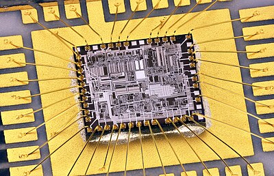 Integrated circuit with wire bonding