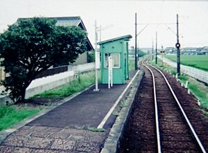 稻富站（2001年，从车窗望向车站）