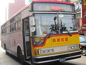 紅3線前身：公路客運7658路，車牌529-FS