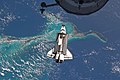 STS-135，正与空间站靠近