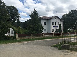 The headquarters of Vytvytsia village council