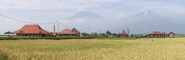 Wide photograph of Kampung Rawa.