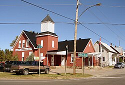Golden Lake community centre and Post Office (K0J 1X0)