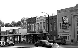 Business district of Holly Springs