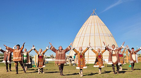 Folk ensemble Osiktakan