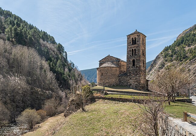 图为卡塞耶斯的圣霍安教堂，位于安道尔的卡尼略堂区。
