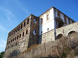 Chvatěruby Castle