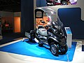 Piaggio MP3 (2F3T) with roof and wagon