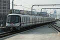 上海地铁11号线使用的11A01型电动客车