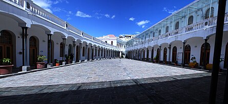 Antiguo Hospital Militar (Centro Histórico, Quito)