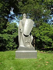 The Crusader (1931), Graceland Cemetery, Chicago, Illinois