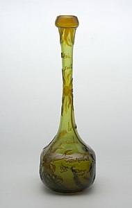 Bud vase by Émile Gallé (1900)
