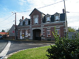 The town hall of Balâtre