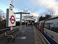 Brent Cross Station platforms