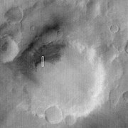 火星全球探勘者号背景照片，方框区显示了下一幅图像的位置。