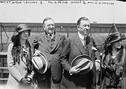 Hollister Jackson with his brother H. Nelson Jackson, Nelson Jackson's wife Bertha (right), and their niece Mary (left), 1922