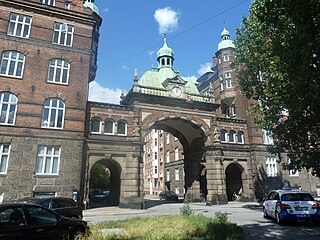 The central archway
