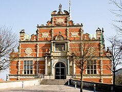 Western facade of Børsen