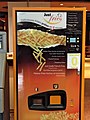 位于加拿大蒙特利尔中央车站的Just Fries牌炸薯条自动售货机