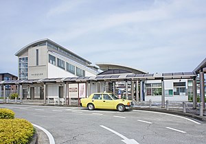 车站西口（2022年6月）