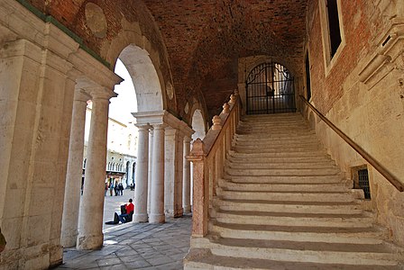 Ground floor and entrance stairway of the Basilica Palladiana