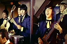 The Beau Brummels in Village of the Giants (1965). From left: Ron Elliott, Declan Mulligan, Sal Valentino, Ron Meagher, John Petersen.