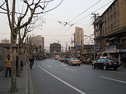 新闸路(大田路方向)