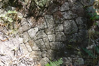Cobble wall at the Citânia de Sabroso