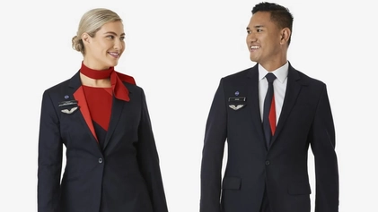 File:Qantas 2016 Uniform.webp